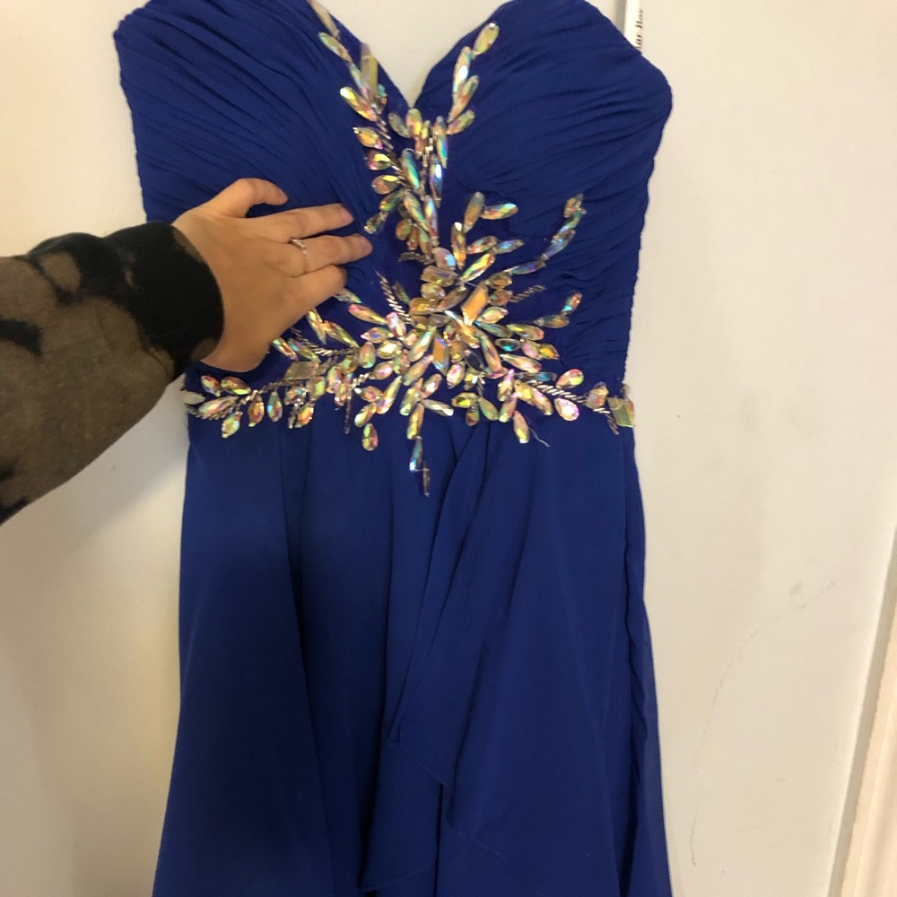 Dress - Picture 3 of 7